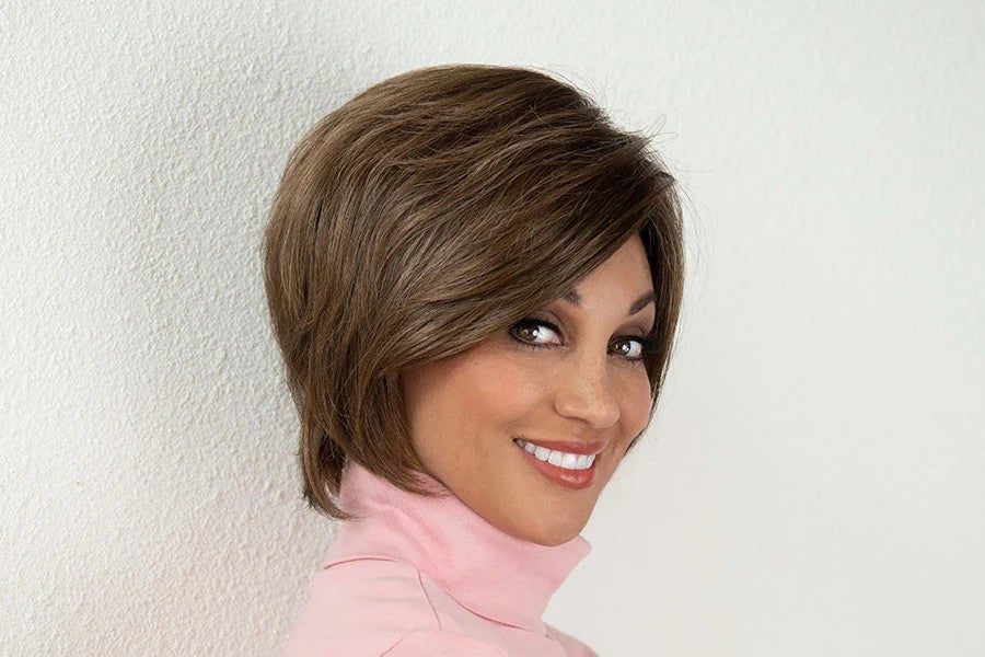 E/Julie MBl
