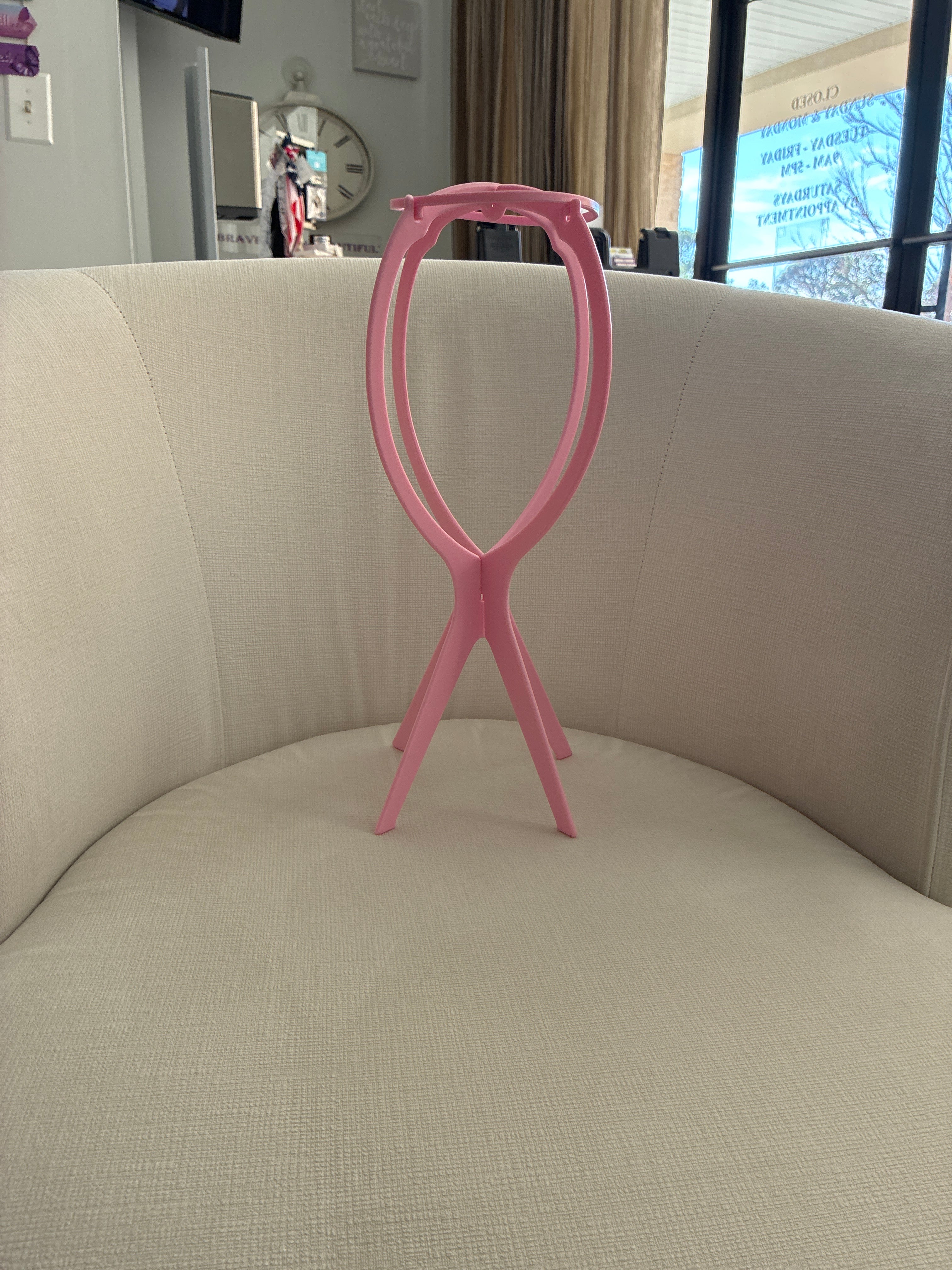 Wig stand  Pink