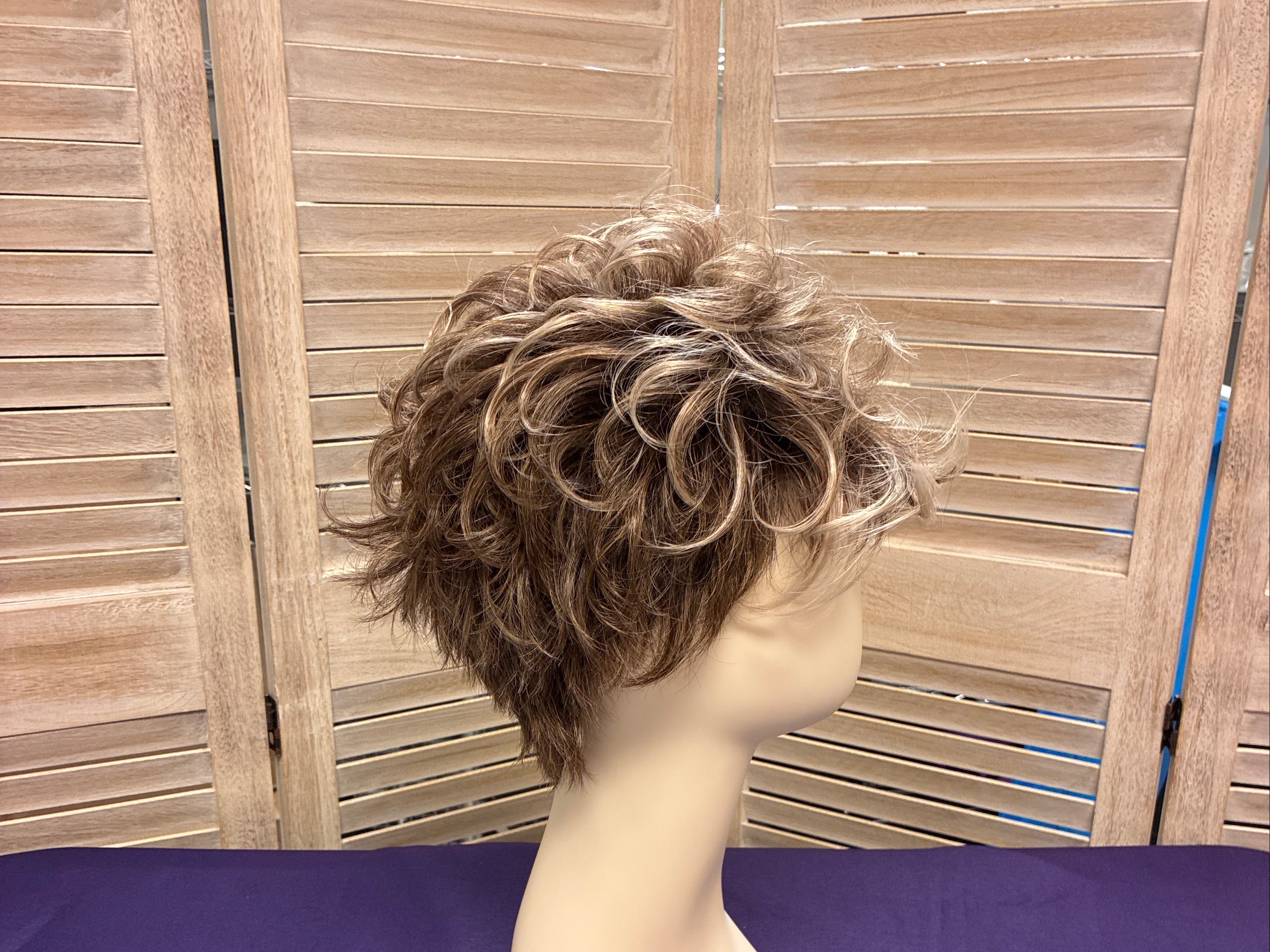 HW/Luc Tres Chocolate R