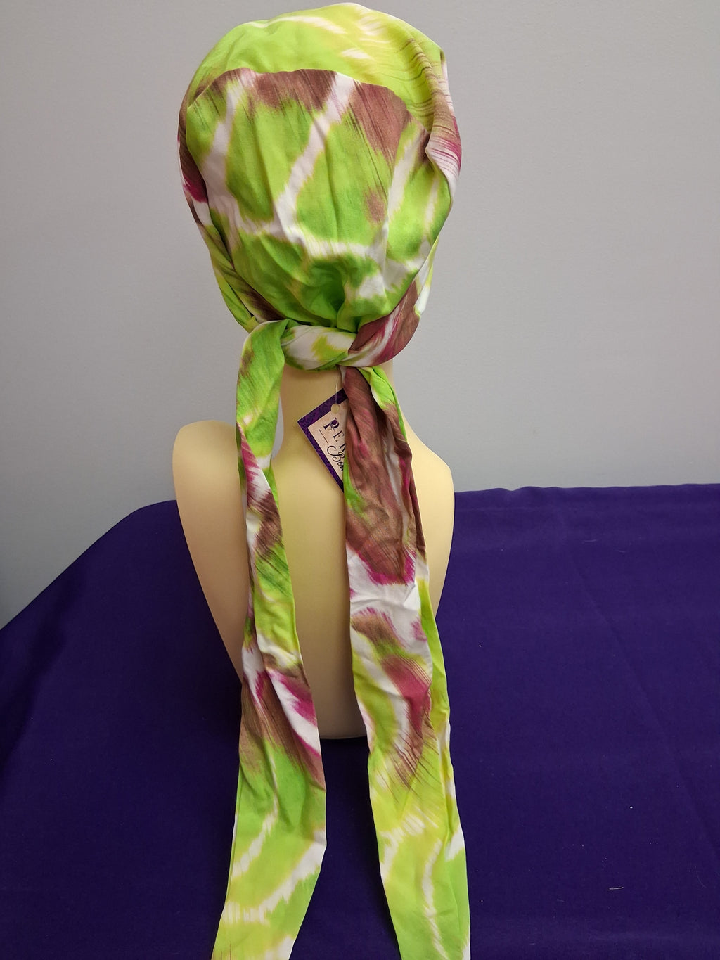 TH/Pre-tied Scarf green print
