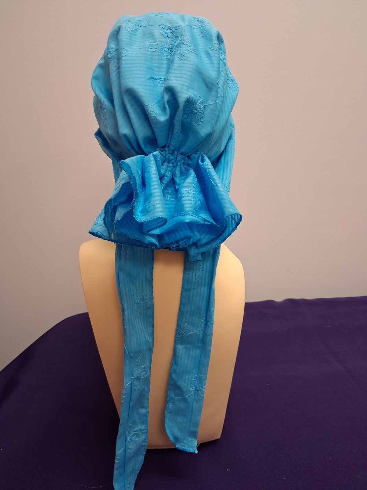 TH/Pre-tied Scarf blue eyelet