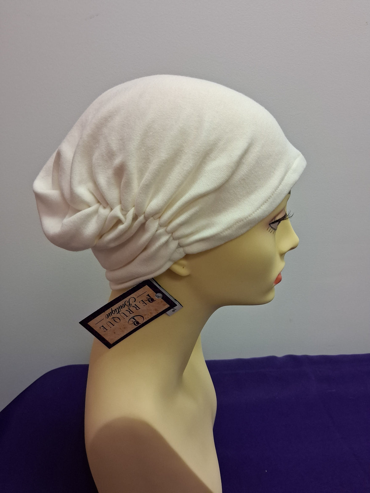 TH/gathered turban